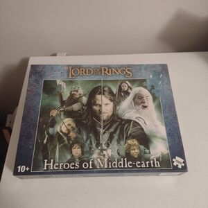 The Lord of the rings heroes of the middle Earth 1000 pieces jigsaw puzzle
